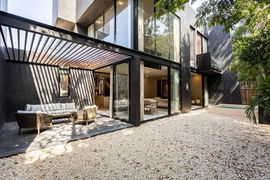 Villa De Lujo 5 Hab, Aldea Zama, Seguridad Tulum 0*,  Mexico